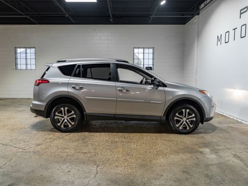 Used 2018 Toyota RAV4 LE w/ All Weather Liner Package image 6