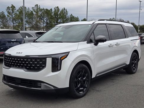 New 2026 Kia Carnival SX Prestige image 3