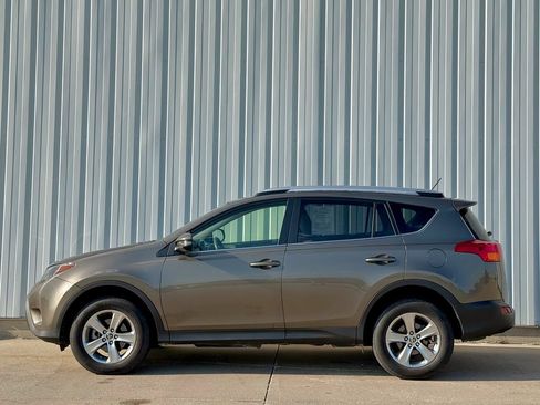 Used 2015 Toyota RAV4 XLE AWD/4WD image 3