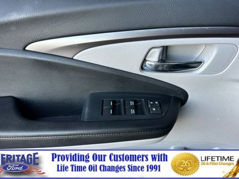 Used 2021 Honda Pilot EX image 11