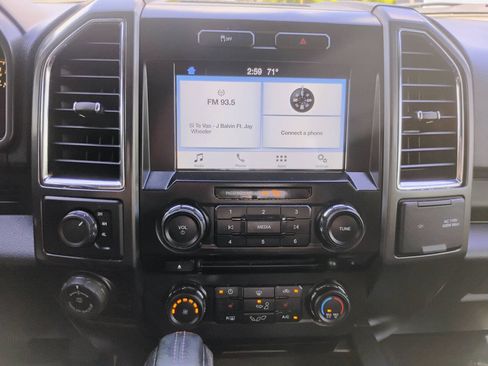 Used 2016 Ford F150 XLT w/ Equipment Group 302A Luxury AWD/4WD image 15