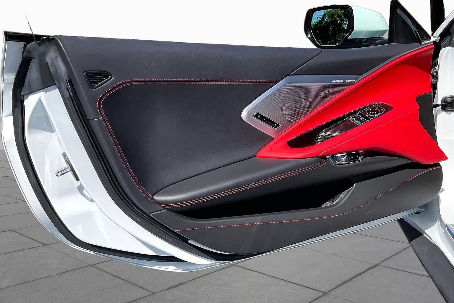 Used 2021 Chevrolet Corvette Stingray Preferred Cpe w/ Engine Appearance Package RWD image 44