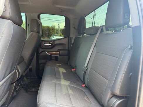Used 2019 GMC Sierra 1500 Elevation w/ Elevation Convenience Package AWD/4WD image 18