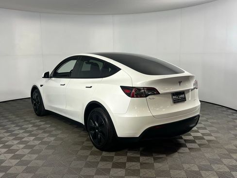 Used 2024 Tesla Model Y Long Range image 7