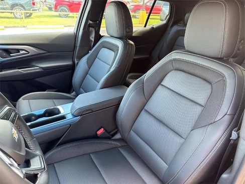 New 2025 Chevrolet Equinox EV LT w/ LPO, All-Weather Mat Package image 9