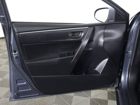 Used 2015 Toyota Corolla L image 15