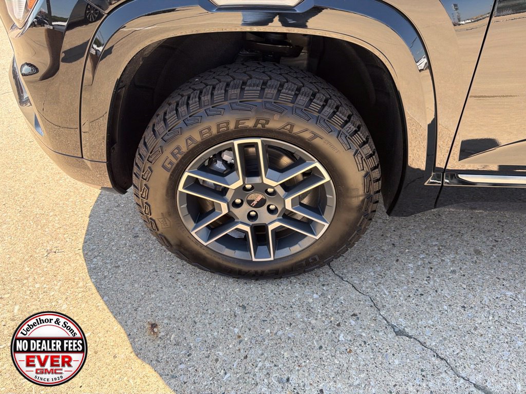 New 2027 GMC Terrain AT4 w/ Convenience Package III AWD/4WD image 15