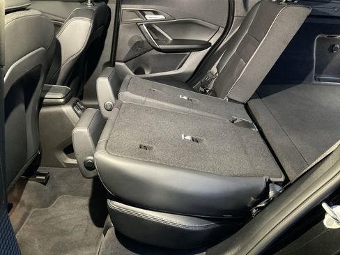 Used 2025 BMW X1 xDrive28i image 40