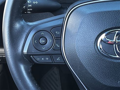 Used 2023 Toyota Corolla SE image 12