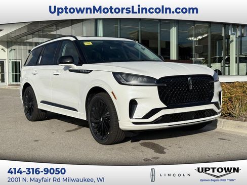 New 2026 Lincoln Aviator Reserve w/ Jet Appearance Package image 1