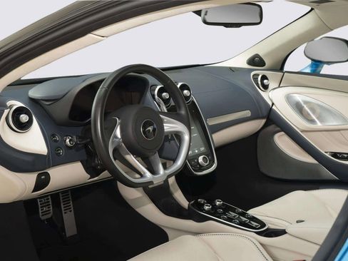 Used 2023 McLaren GT RWD image 20