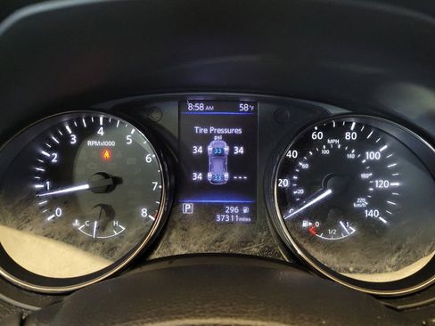 Used 2018 Nissan Rogue SV w/ Premium Package AWD/4WD image 23