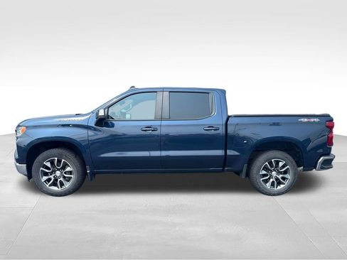 Used 2023 Chevrolet Silverado 1500 LT AWD/4WD image 4