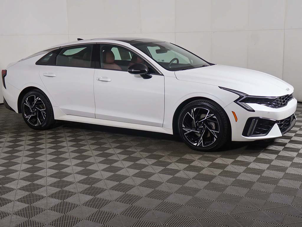 Used 2025 Kia K5 GT-Line w/ GT-Line Premium Package FWD image 16