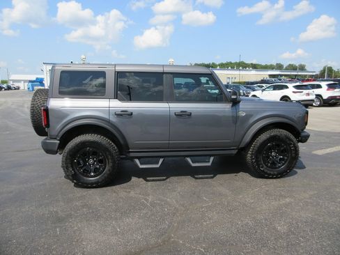Used 2024 Ford Bronco Wildtrak AWD/4WD image 4