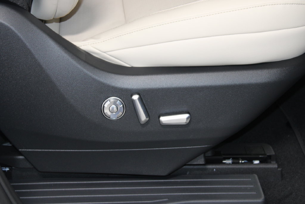 New 2027 Lincoln Navigator L Reserve AWD/4WD image 34