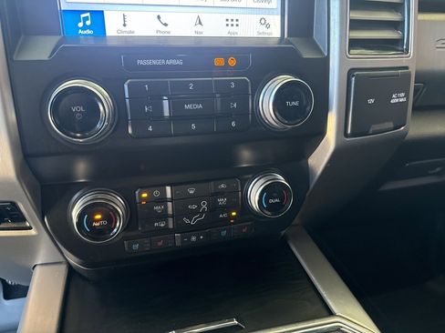 Used 2019 Ford F250 Platinum w/ Platinum Ultimate Package image 11