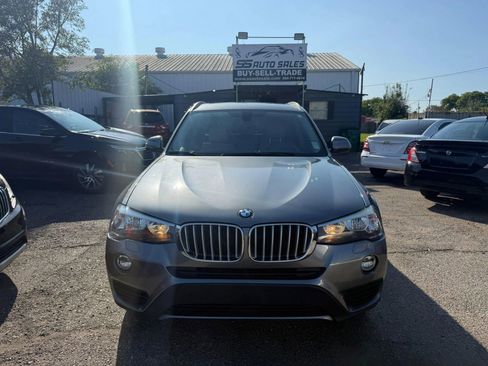 Used 2017 BMW X3 xDrive28i image 3