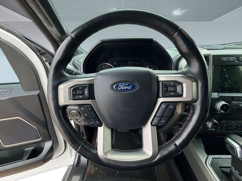 Used 2018 Ford F150 Platinum w/ Equipment Group 701A Luxury AWD/4WD image 16
