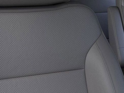 New 2026 GMC Yukon XL Elevation image 21