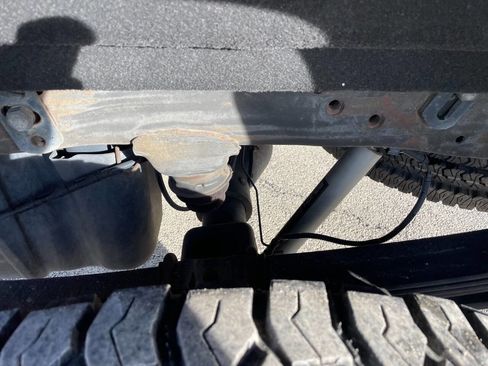 Used 2017 GMC Sierra 2500 SLE w/ SLE Preferred Package image 15