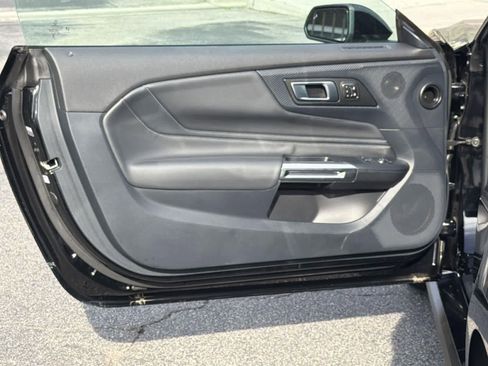 Used 2024 Ford Mustang GT Premium image 23