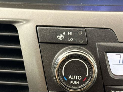 Used 2016 Honda Odyssey EX-L image 7