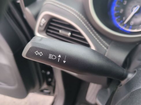 New 2027 Chrysler Pacifica Select FWD image 26