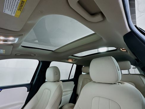 Used 2023 Mercedes-Benz GLB 250 image 26