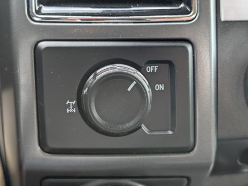 Used 2018 Ford F150 XLT w/ Equipment Group 302A Luxury RWD image 19