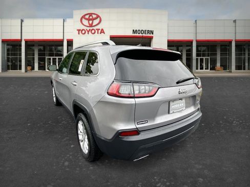 Used 2019 Jeep Cherokee Latitude w/ Popular Appearance Group FWD image 6