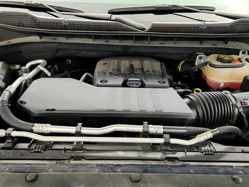 Used 2023 Chevrolet Silverado 1500 Custom Trail Boss AWD/4WD image 26