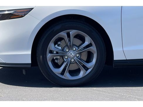 Certified 2025 Honda Accord EX-L image 42