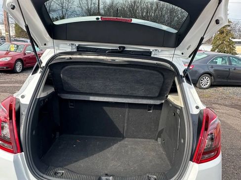 Used 2018 Buick Encore Preferred image 19