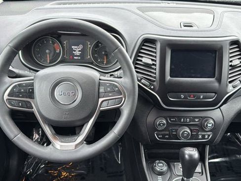 Used 2021 Jeep Cherokee Latitude Lux AWD/4WD image 23