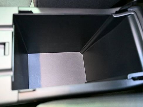 Certified 2025 Subaru Crosstrek 2.0i Premium image 26