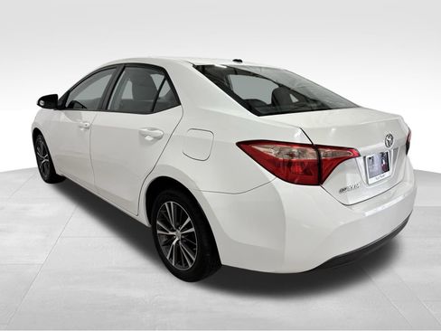 Used 2019 Toyota Corolla LE w/ LE Premium Package image 8