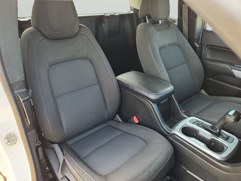 Used 2020 Chevrolet Colorado LT w/ Safety Package image 13