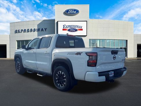 Used 2023 Nissan Frontier PRO-4X w/ Pro Convenience Package image 8