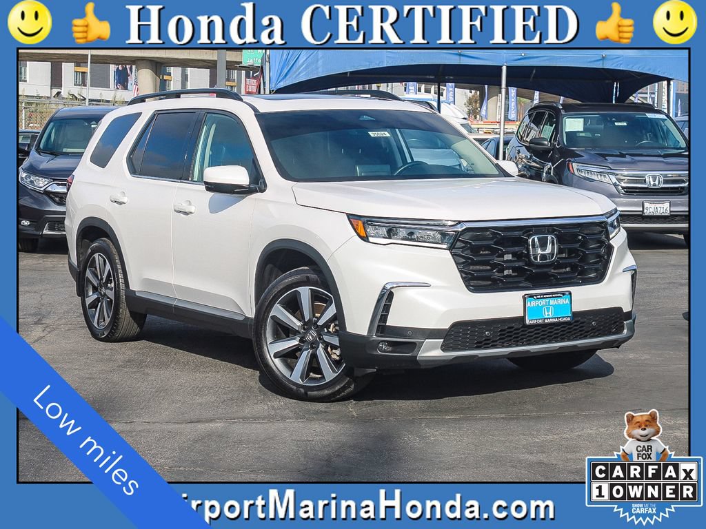 Certified 2025 Honda Pilot Touring image 1