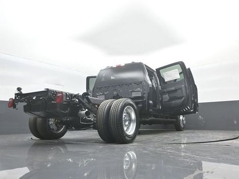 New 2026 Ford F450 Lariat AWD/4WD image 40