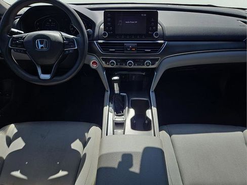 Used 2019 Honda Accord LX image 7