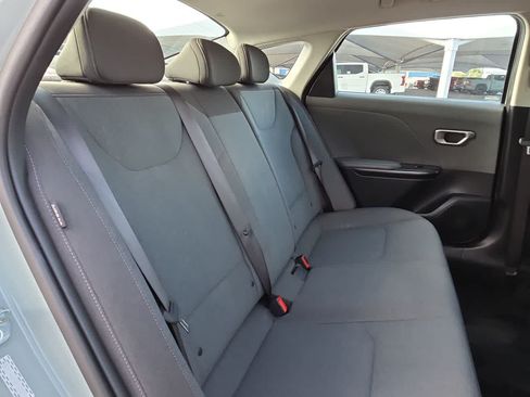 Used 2025 Kia K4 FWD image 17