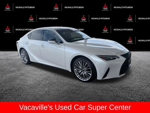 Used 2024 Lexus IS 300 AWD w/ Premium Package image 7