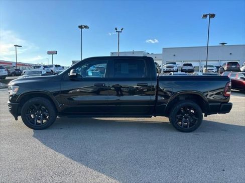 Used 2022 RAM 1500 Laramie AWD/4WD image 2