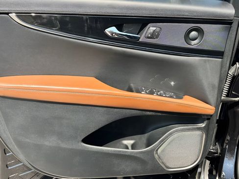 Used 2022 Lincoln Nautilus Reserve w/ Equipment Group 201A image 26