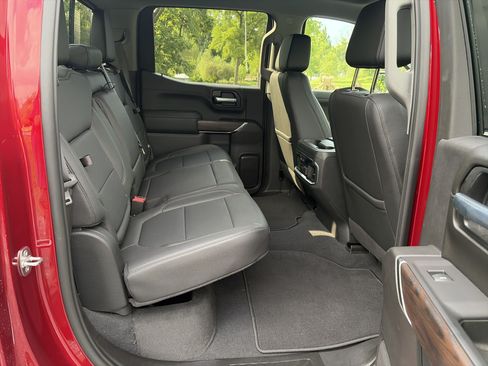 Used 2021 GMC Sierra 1500 SLT w/ SLT Premium Plus Package RWD image 28