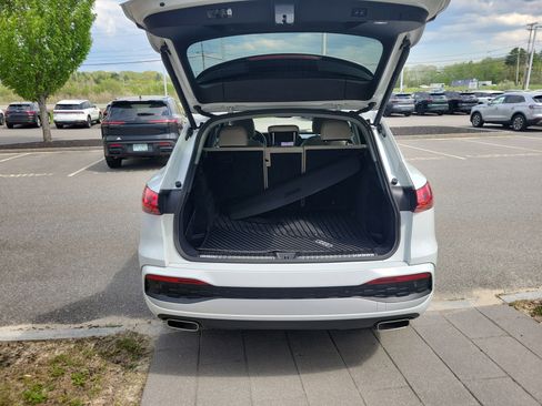 Used 2025 Audi Q5 Premium AWD/4WD image 16