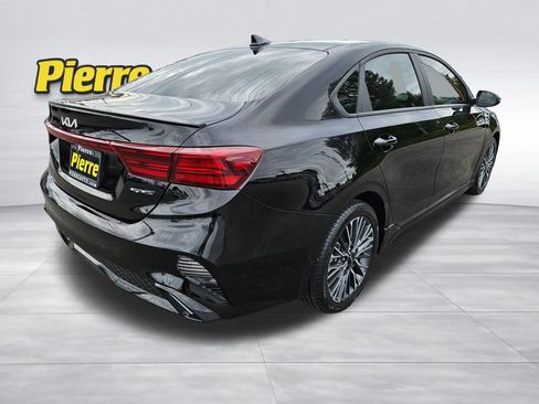 Used 2024 Kia Forte GT-Line w/ GT-Line Premium Package FWD image 5
