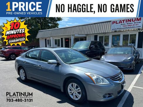 Used 2010 Nissan Altima 2.5 SL w/ SL Pkg FWD image 1